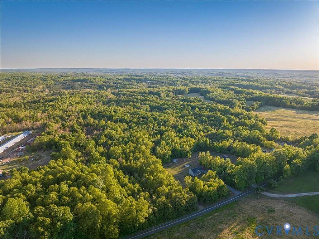56.7 Acres of Agricultural & Residential Land for Sale in Farmville, Virginia