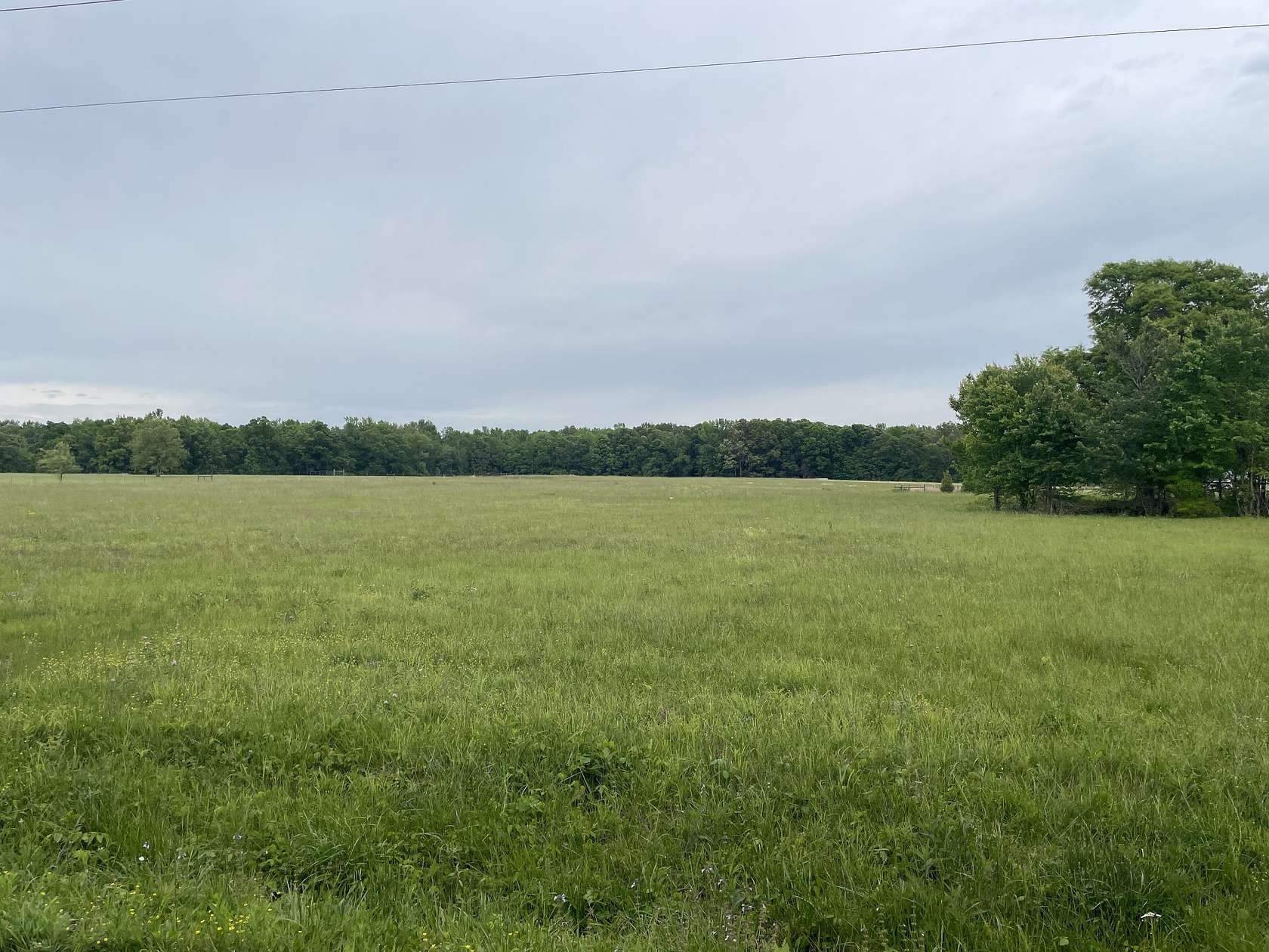 5.32 Acres of Residential Land for Auction in Manchester, Tennessee