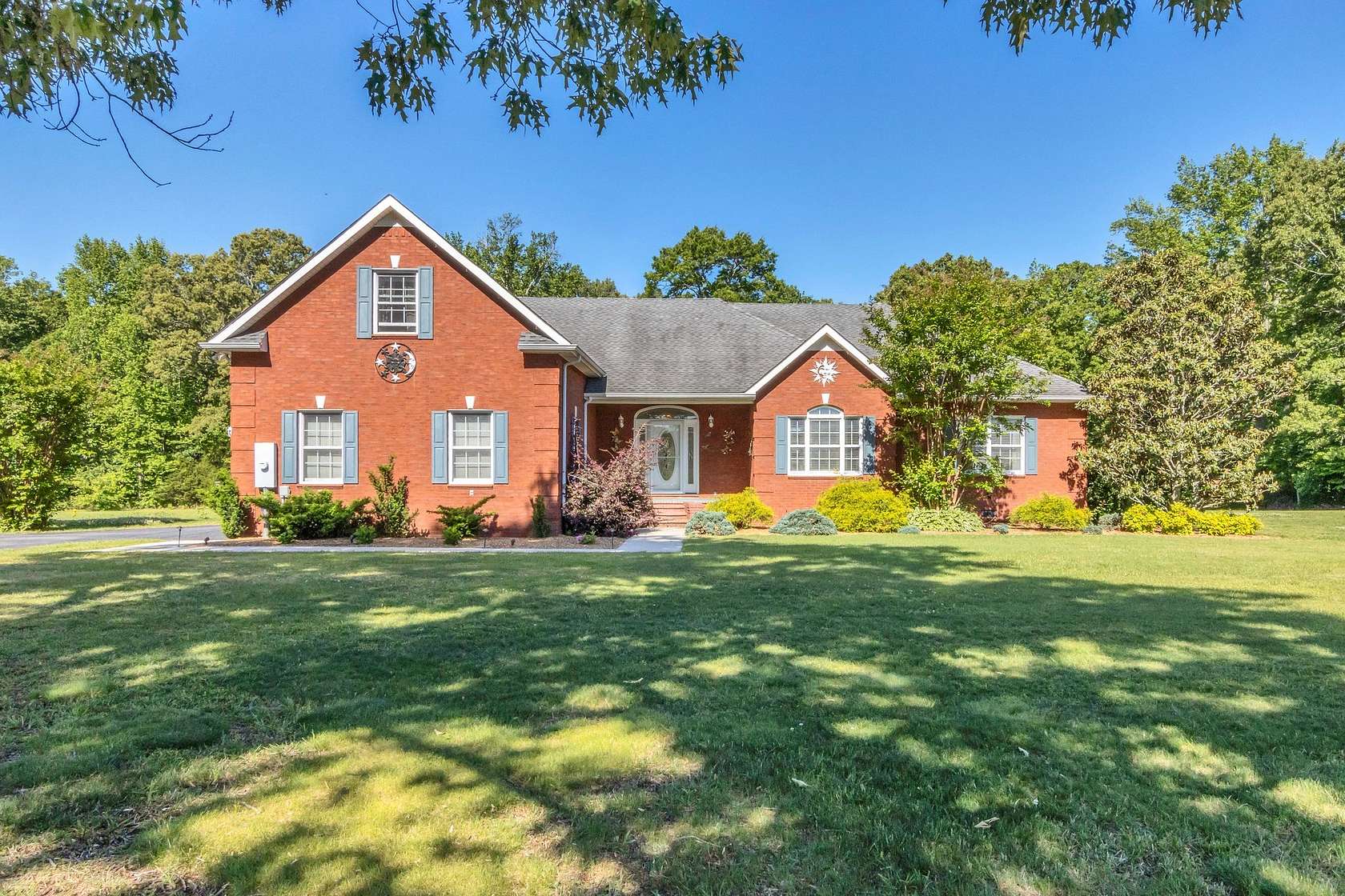5 Acres of Land with Home for Sale in Hillsboro, Tennessee