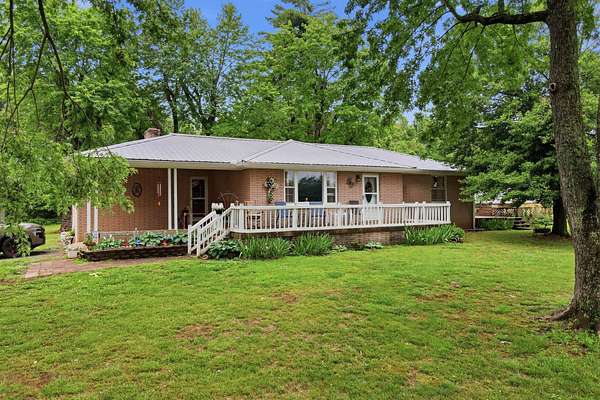 12.3 Acres of Land with Home for Sale in Goodlettsville, Tennessee