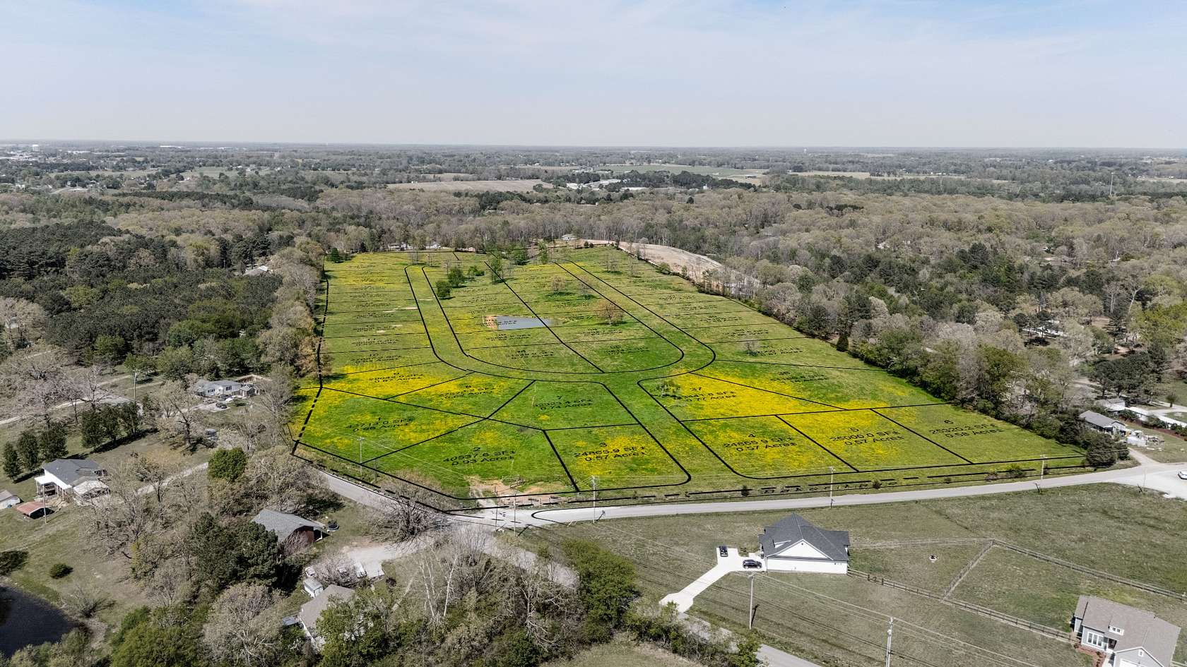 42 Acres of Land for Sale in Lawrenceburg, Tennessee