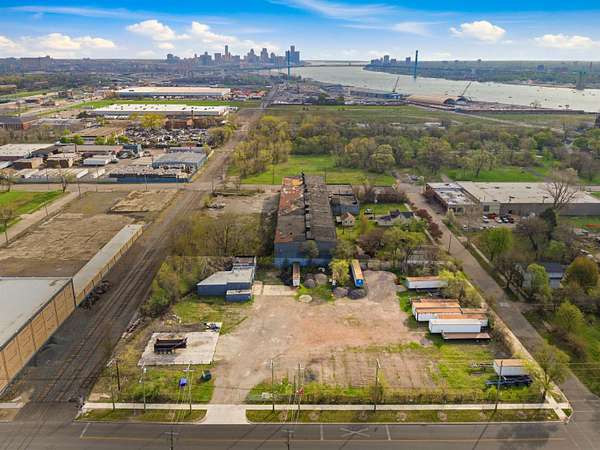 1.82 Acres of Improved Commercial Land for Sale in Detroit, Michigan