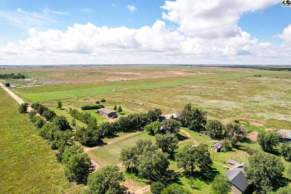 390 Acres of Recreational & Residential Land for Sale in Haviland, Kansas