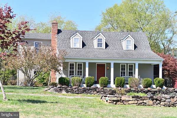 1.69 Acres of Land with Home for Sale in Warrenton, Virginia