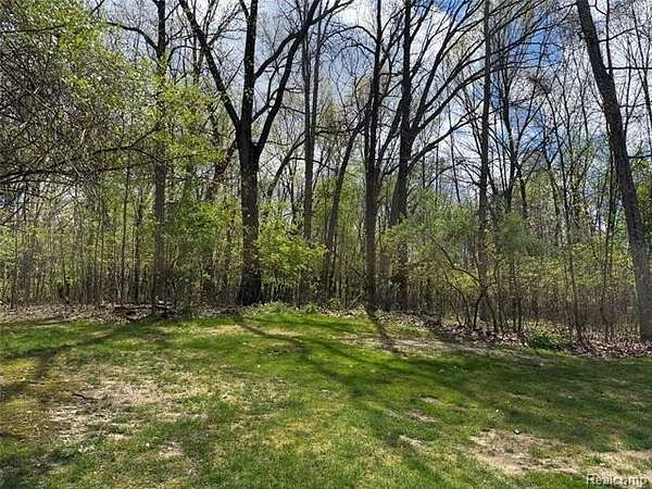 0.69 Acres of Residential Land for Sale in Tyrone Township, Michigan
