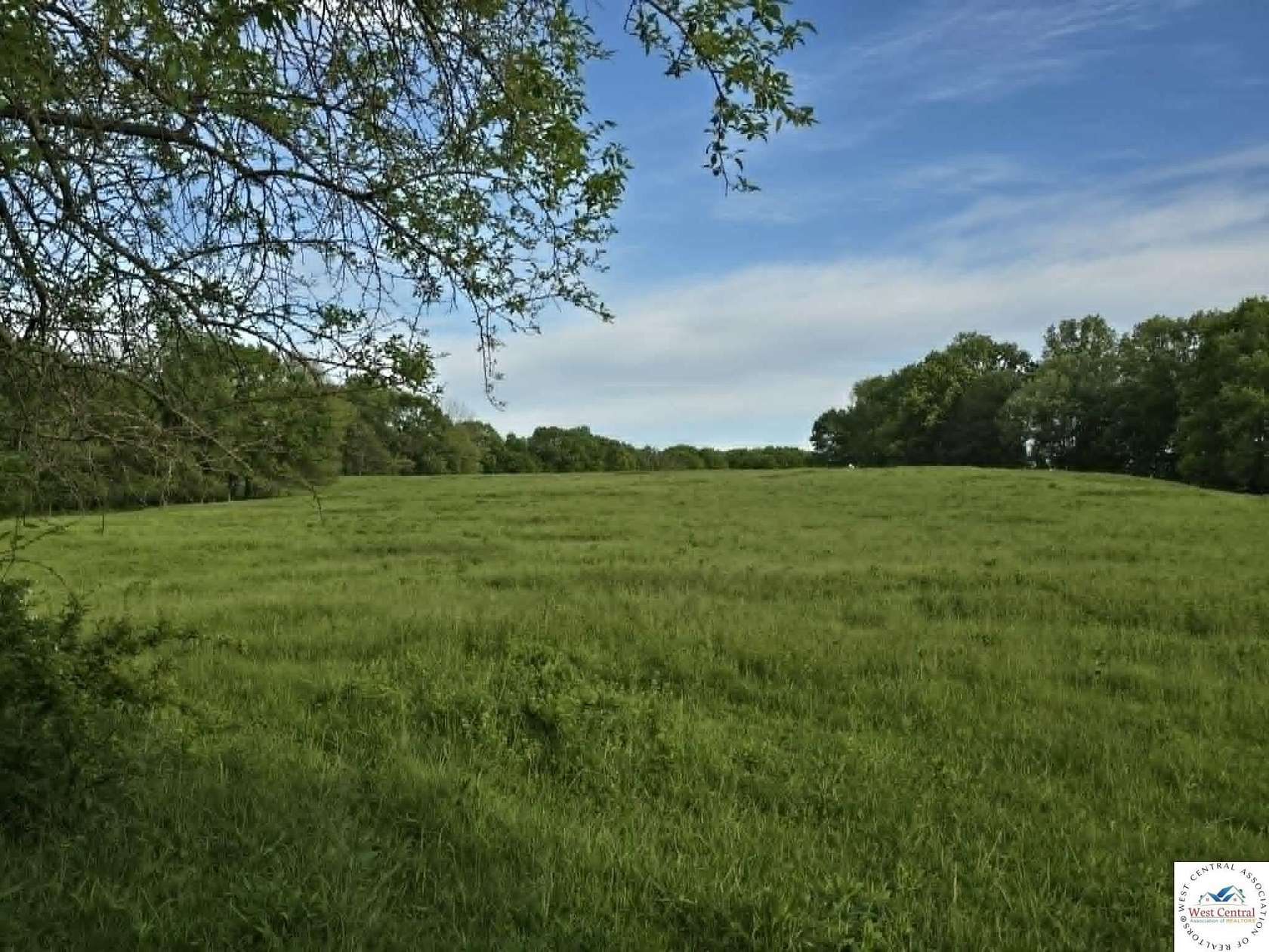 Land for Sale in Clinton, Missouri
