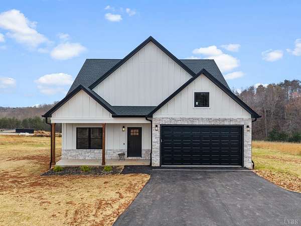 2.69 Acres of Land with Home for Sale in Amherst, Virginia