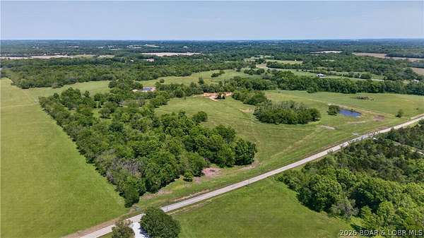 127 Acres of Recreational & Residential Land for Sale in Warrensburg Township, Missouri