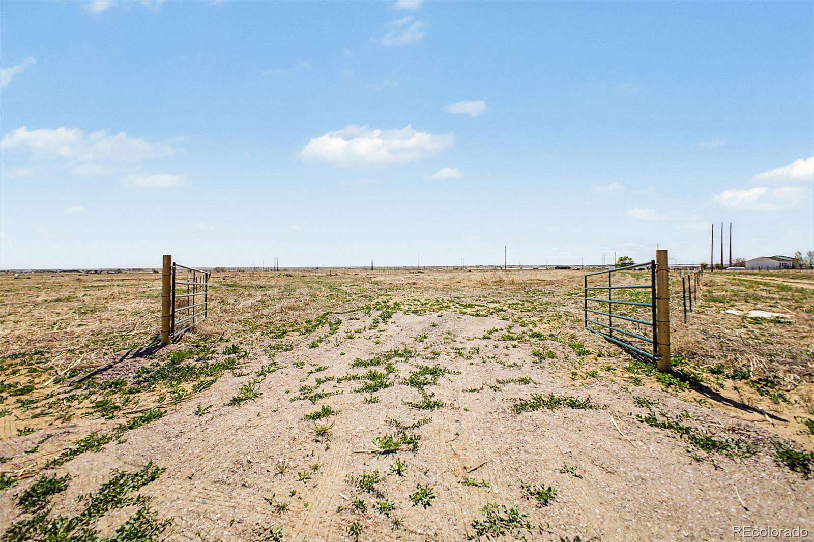 38 Acres of Land for Sale in Fort Lupton, Colorado