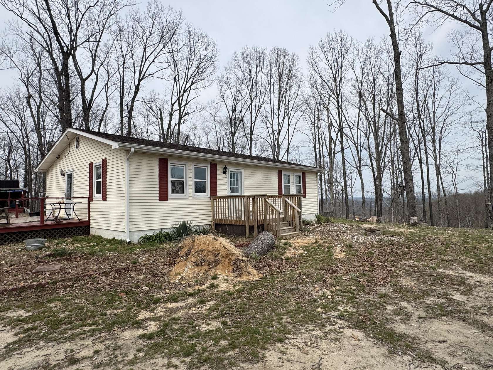 10.3 Acres of Land with Home for Sale in Squires, Missouri