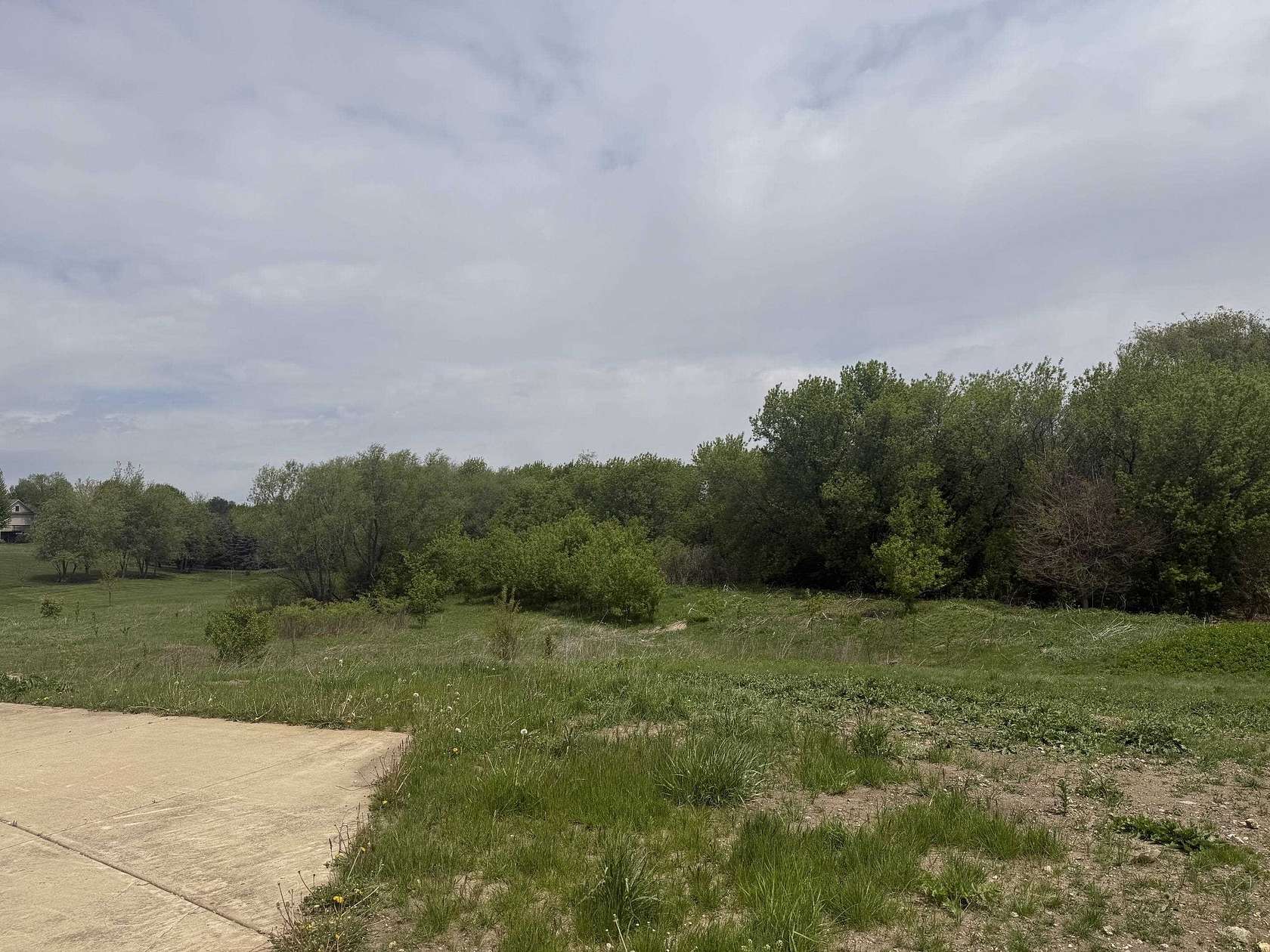 2.66 Acres of Residential Land for Sale in Caledonia, Illinois
