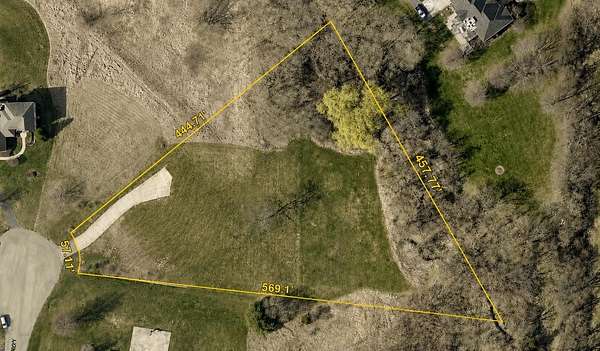 2.66 Acres of Residential Land for Sale in Caledonia, Illinois