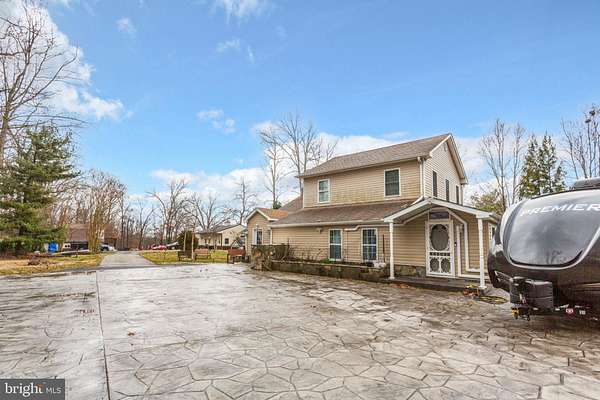 3.69 Acres of Land with Home for Lease in Highland, Maryland