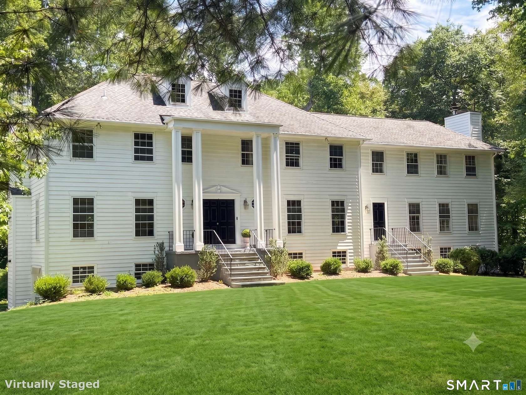 4.4 Acres of Land with Home for Sale in New Canaan, Connecticut