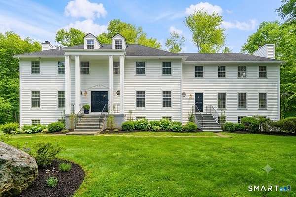 4.4 Acres of Land with Home for Sale in New Canaan, Connecticut