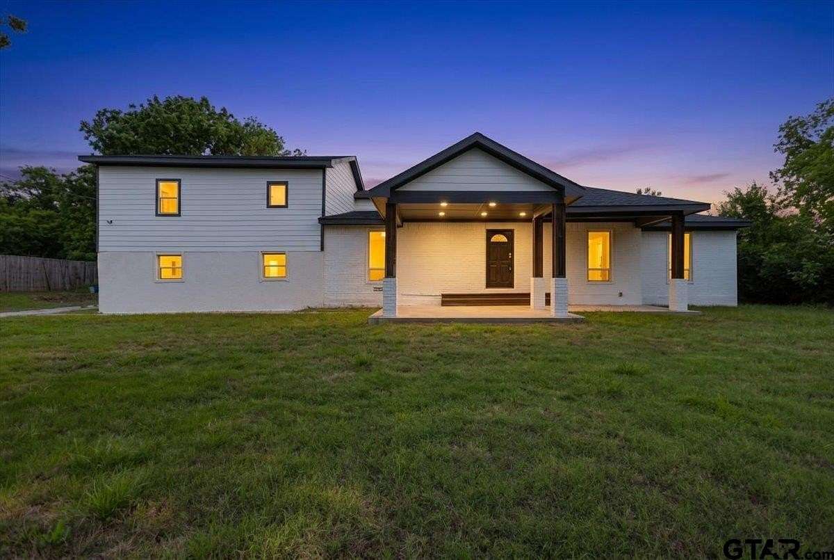 2.35 Acres of Land with Home for Sale in Tyler, Texas