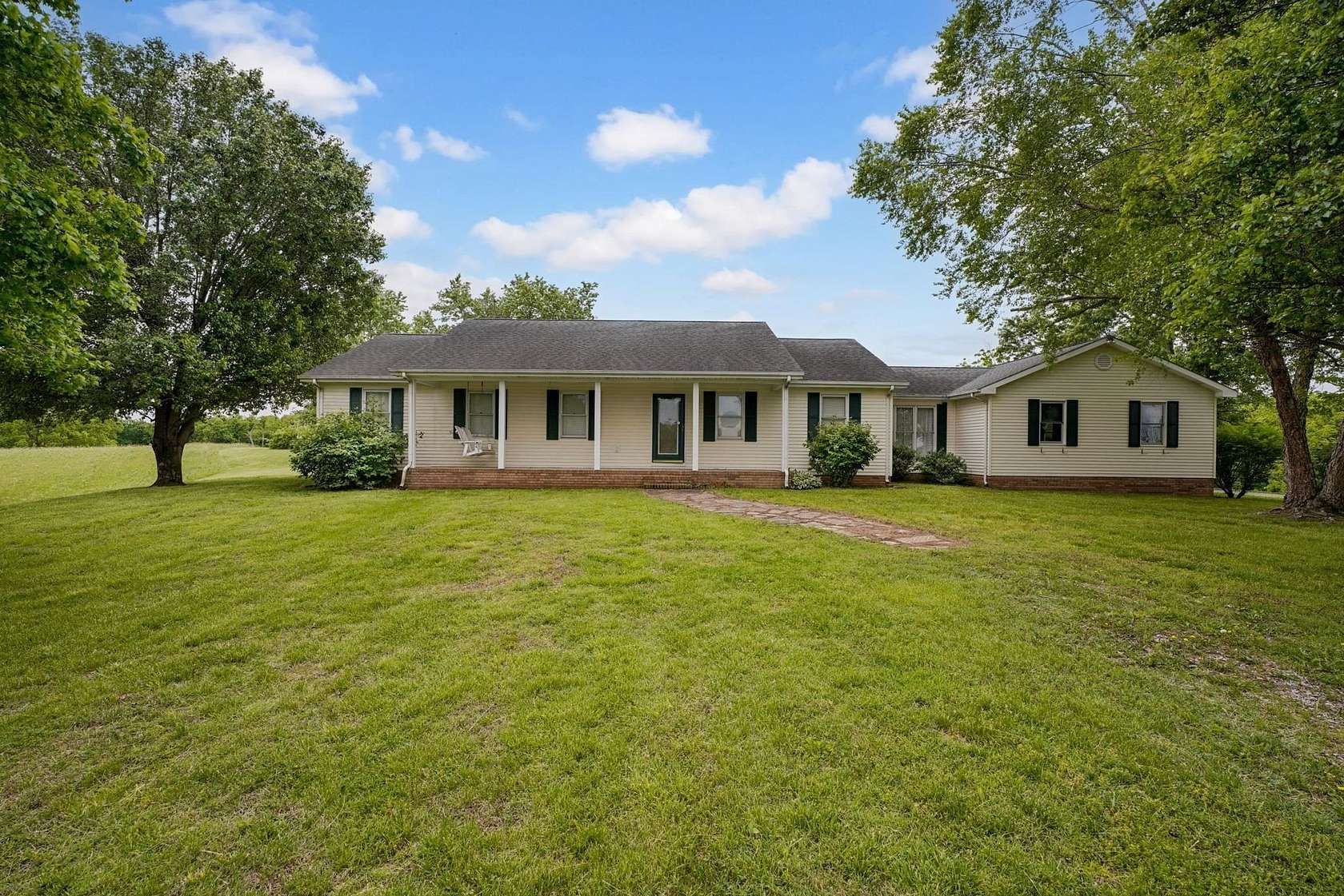 19 Acres of Land with Home for Sale in Marion, Kentucky