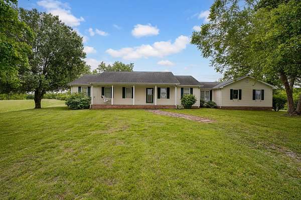 19 Acres of Land with Home for Sale in Marion, Kentucky