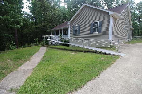 6.1 Acres of Land with Home for Lease in Hephzibah, Georgia