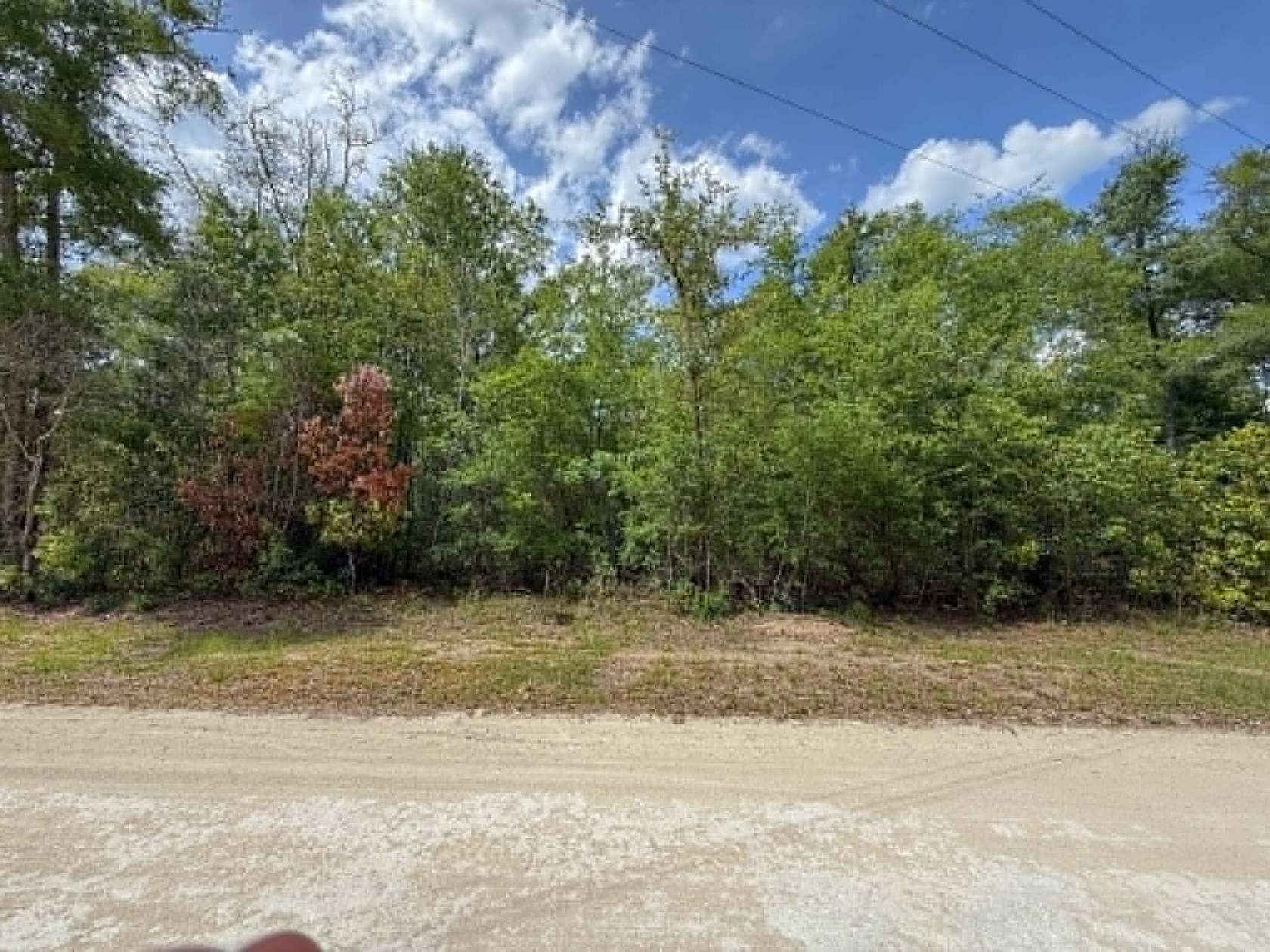 0.92 Acres of Residential Land for Sale in Branford, Florida