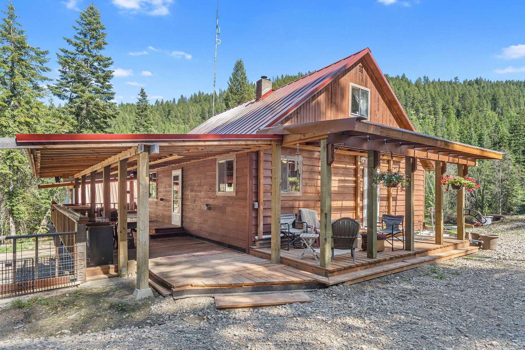 40 Acres of Recreational Land with Home for Sale in Addy, Washington