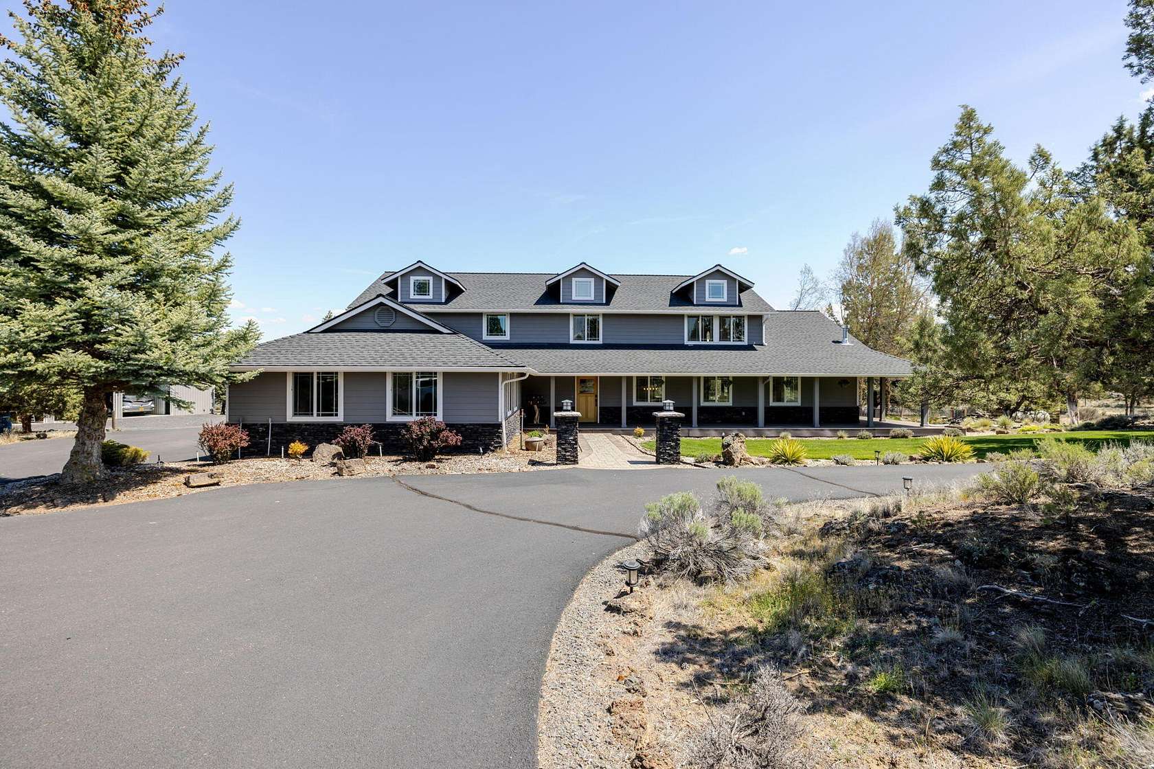 20 Acres of Agricultural Land with Home for Sale in Powell Butte, Oregon