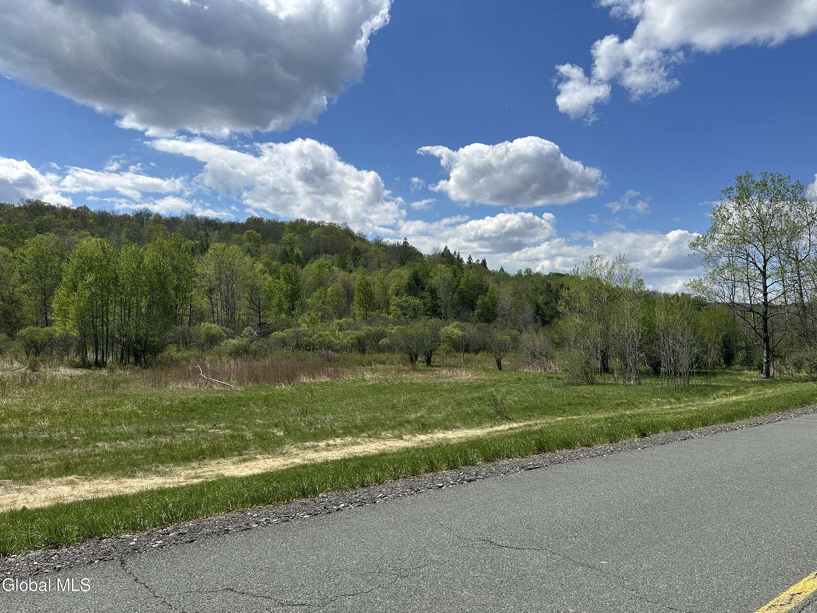 11 Acres of Land for Sale in Stephentown, New York