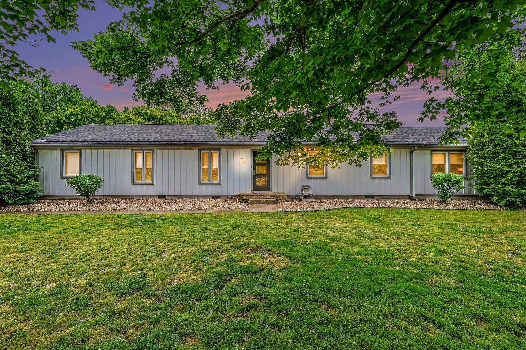 2 Acres of Land with Home for Sale in Nashville, Tennessee
