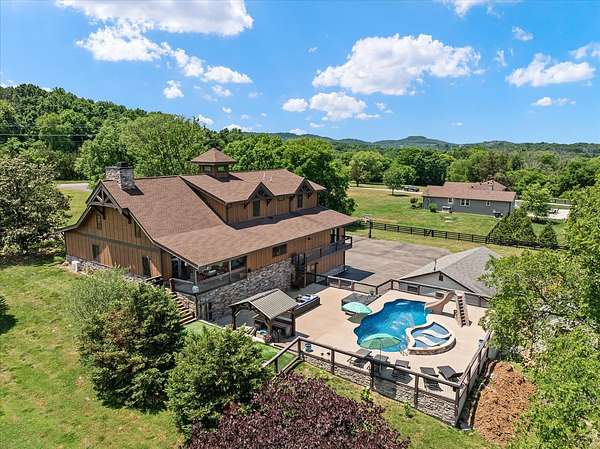 1.5 Acres of Improved Mixed-Use Land for Sale in Nolensville, Tennessee