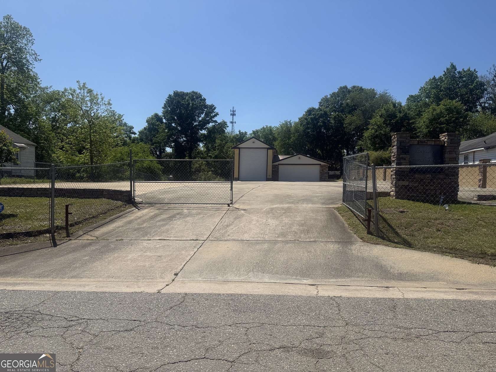0.48 Acres of Residential Land for Sale in Milledgeville, Georgia
