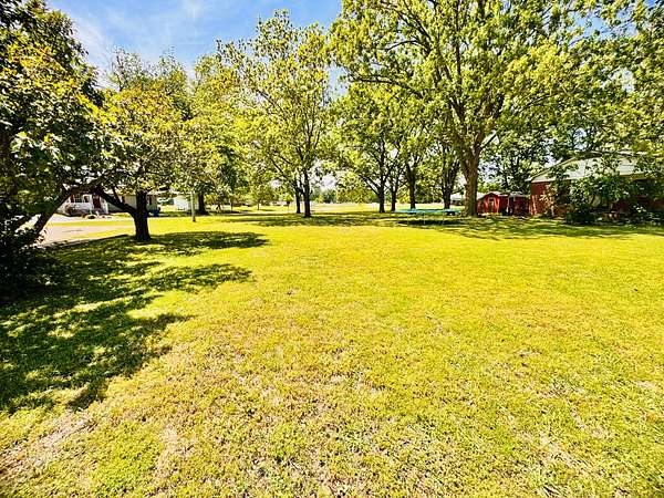 0.4 Acres of Residential Land for Sale in Gleason, Tennessee