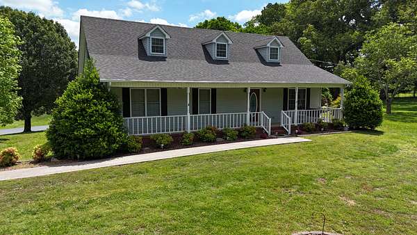 5 Acres of Land with Home for Sale in McMinnville, Tennessee