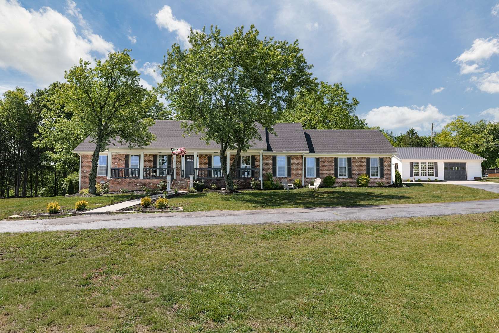 5 Acres of Land with Home for Sale in Fayetteville, Tennessee