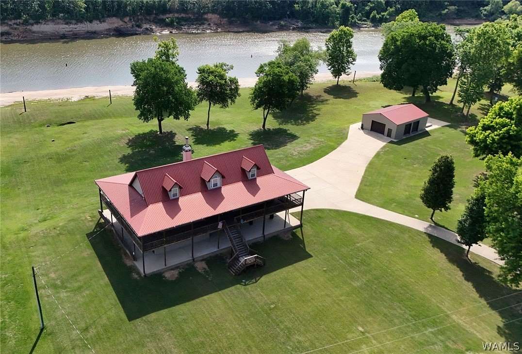4 Acres of Land with Home for Sale in Fosters, Alabama