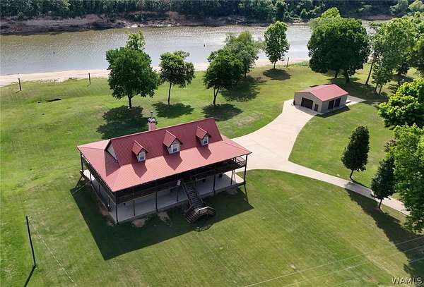 4 Acres of Land with Home for Sale in Fosters, Alabama
