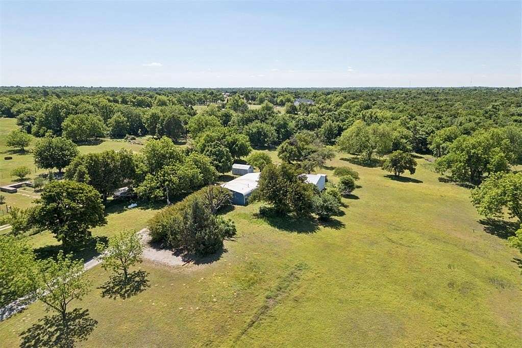 5 Acres of Residential Land for Sale in Jones, Oklahoma