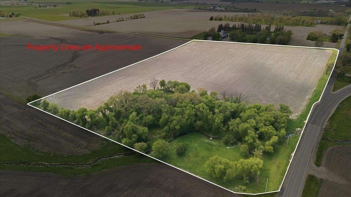 27.7 Acres of Recreational & Residential Land for Sale in Poplar Grove, Illinois