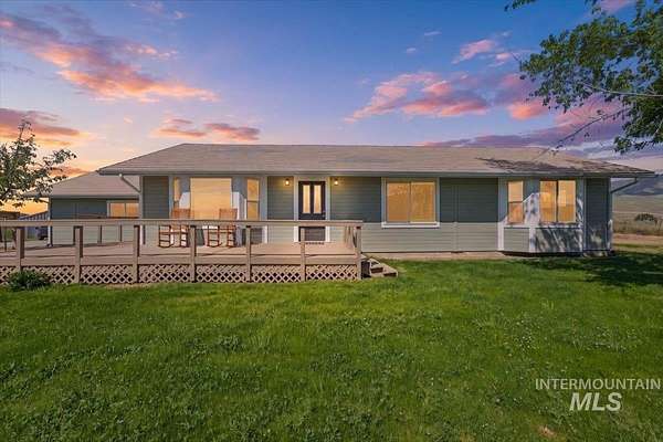 8 Acres of Land with Home for Sale in Emmett, Idaho