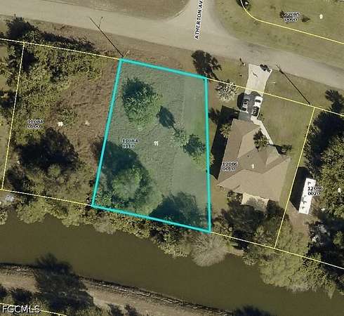 0.27 Acres of Residential Land for Sale in Lehigh Acres, Florida