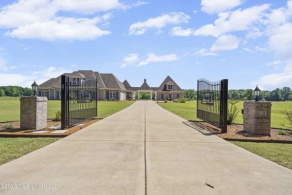 24 Acres of Recreational Land with Home for Sale in Byhalia, Mississippi