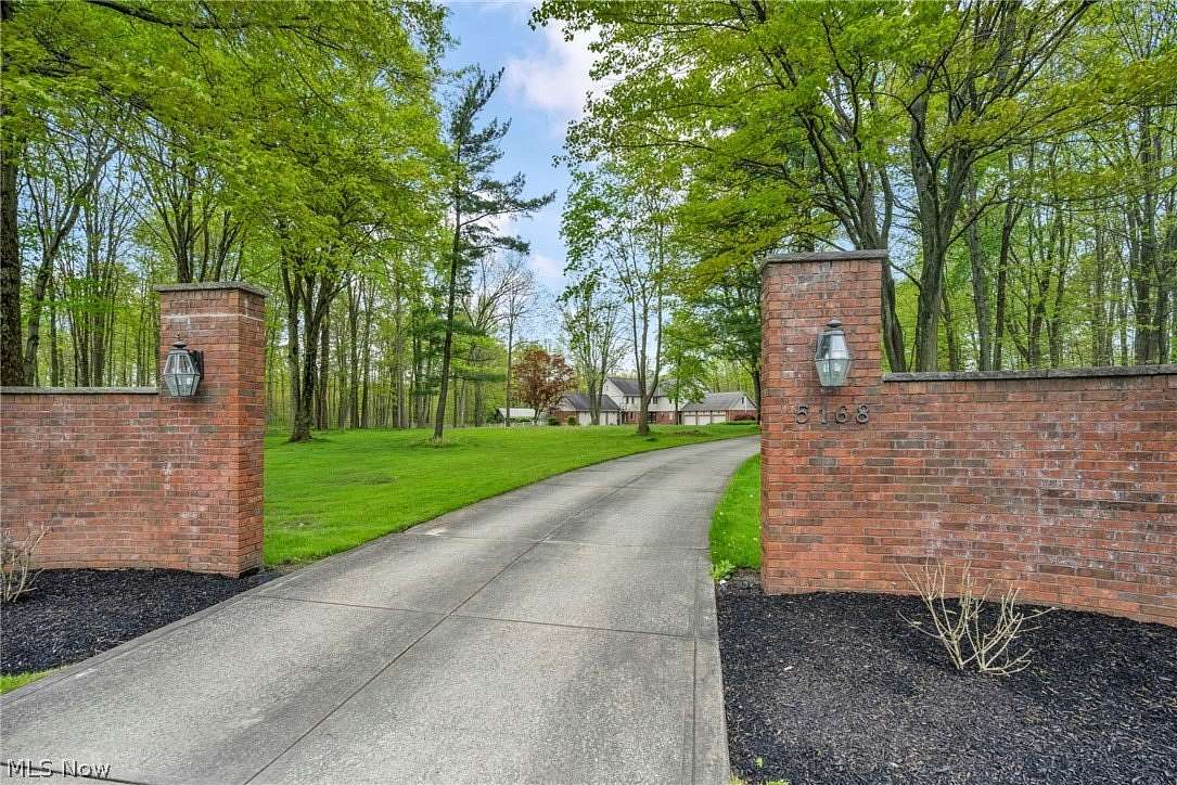 4.39 Acres of Land with Home for Sale in Richfield, Ohio