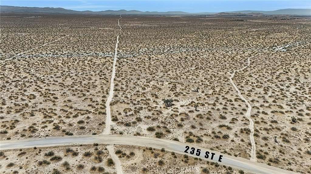 111 Acres of Agricultural & Residential Land for Sale in Black Butte, California