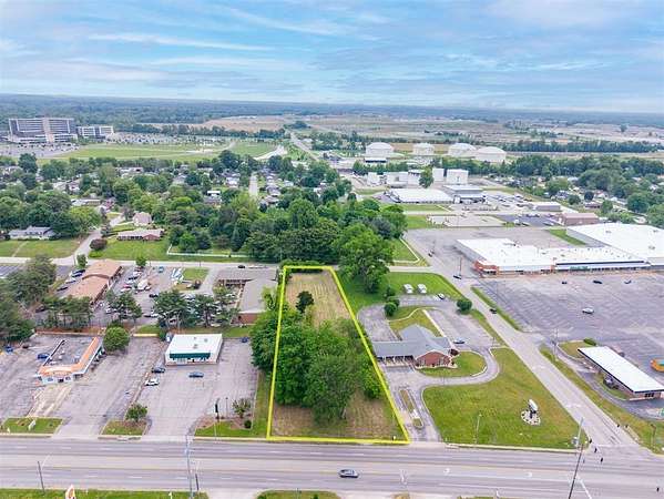 0.98 Acres of Commercial Land for Sale in Owensboro, Kentucky