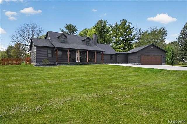 2.65 Acres of Land with Home for Sale in Handy Township, Michigan