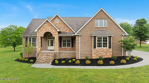 1.53 Acres of Land with Home for Sale in Madisonville, Tennessee