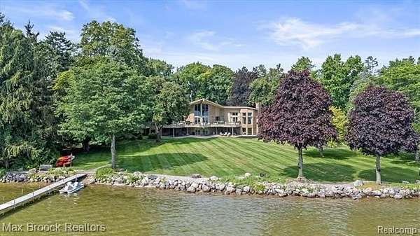 2.12 Acres of Land with Home for Sale in Orchard Lake, Michigan