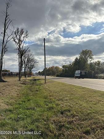 6 Acres of Mixed-Use Land for Sale in Southaven, Mississippi