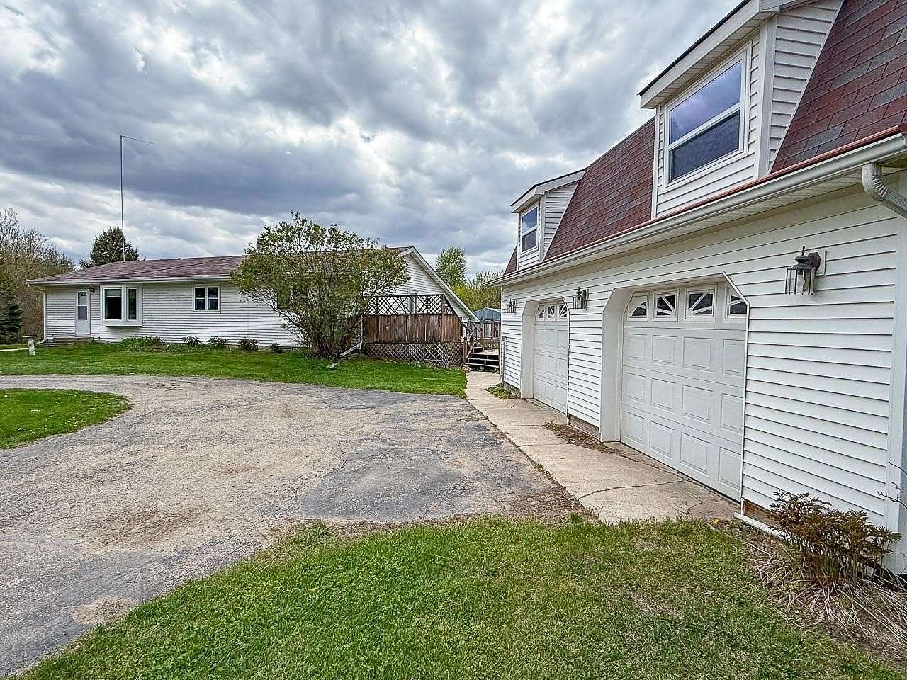 10 Acres of Recreational Land with Home for Sale in Beaverton, Michigan