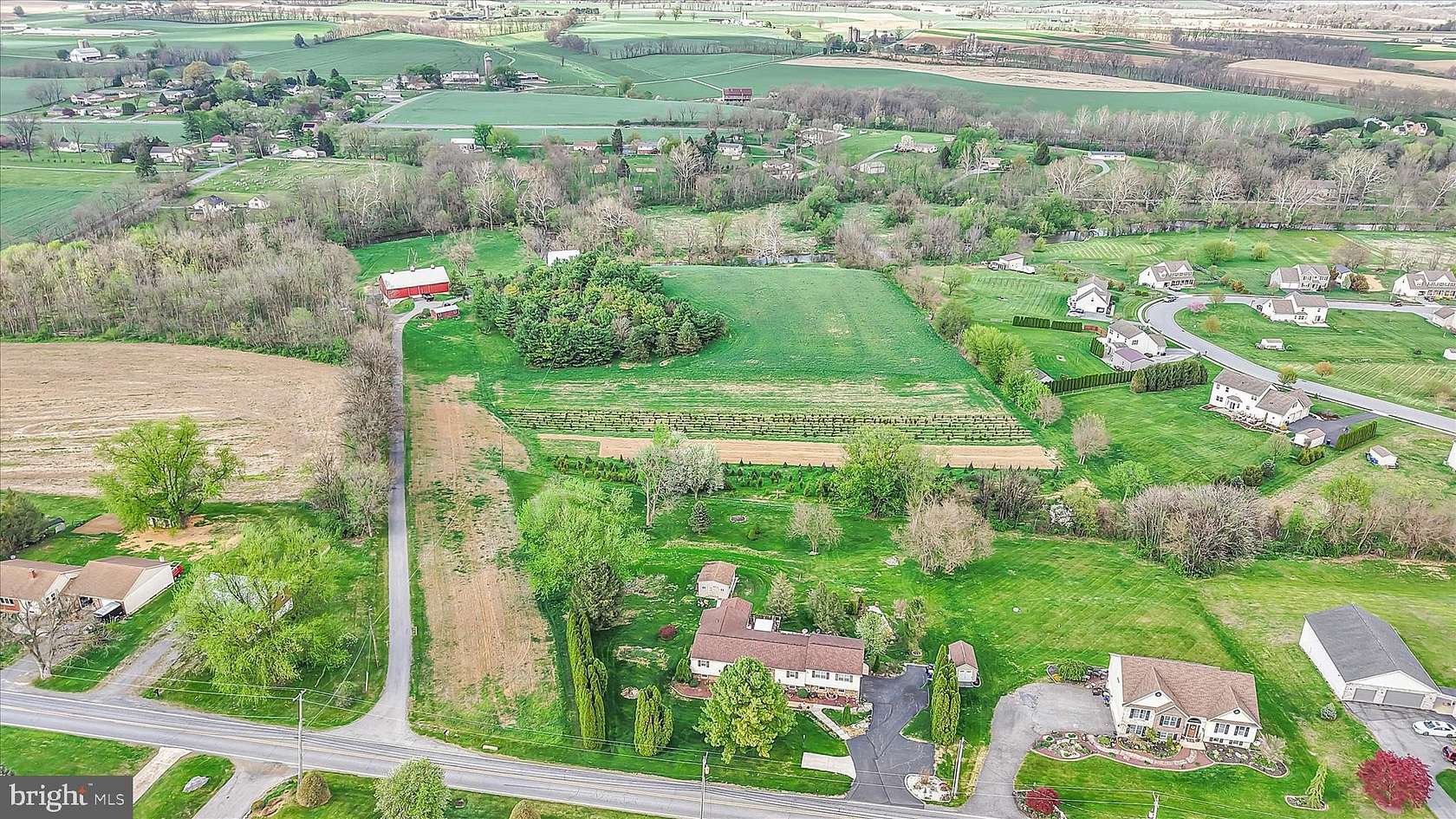 15.4 Acres of Land with Home for Auction in Womelsdorf, Pennsylvania