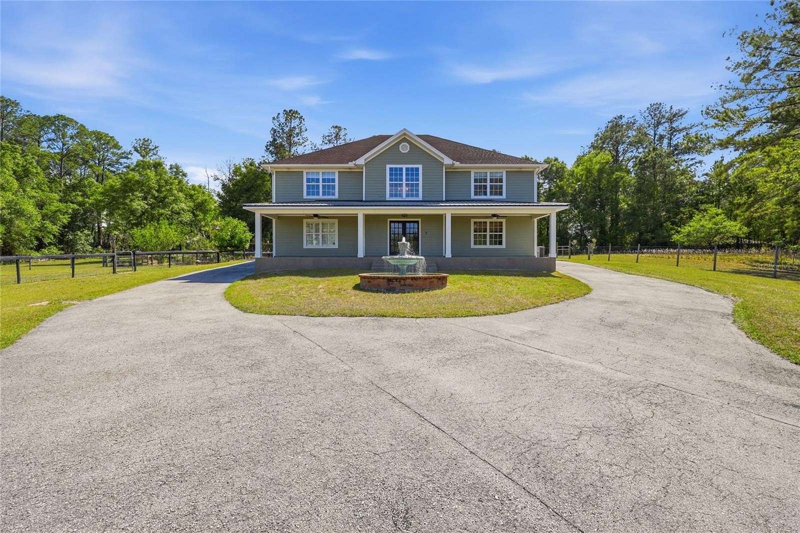 10.3 Acres of Land with Home for Sale in Melrose, Florida